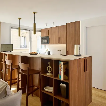 An Incredible 3-bed 3-bath At The Trocadero - Eiffel Tower